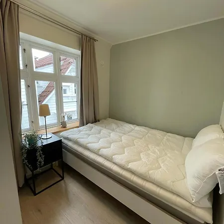 2sb23 - Large Cheap * ברגן